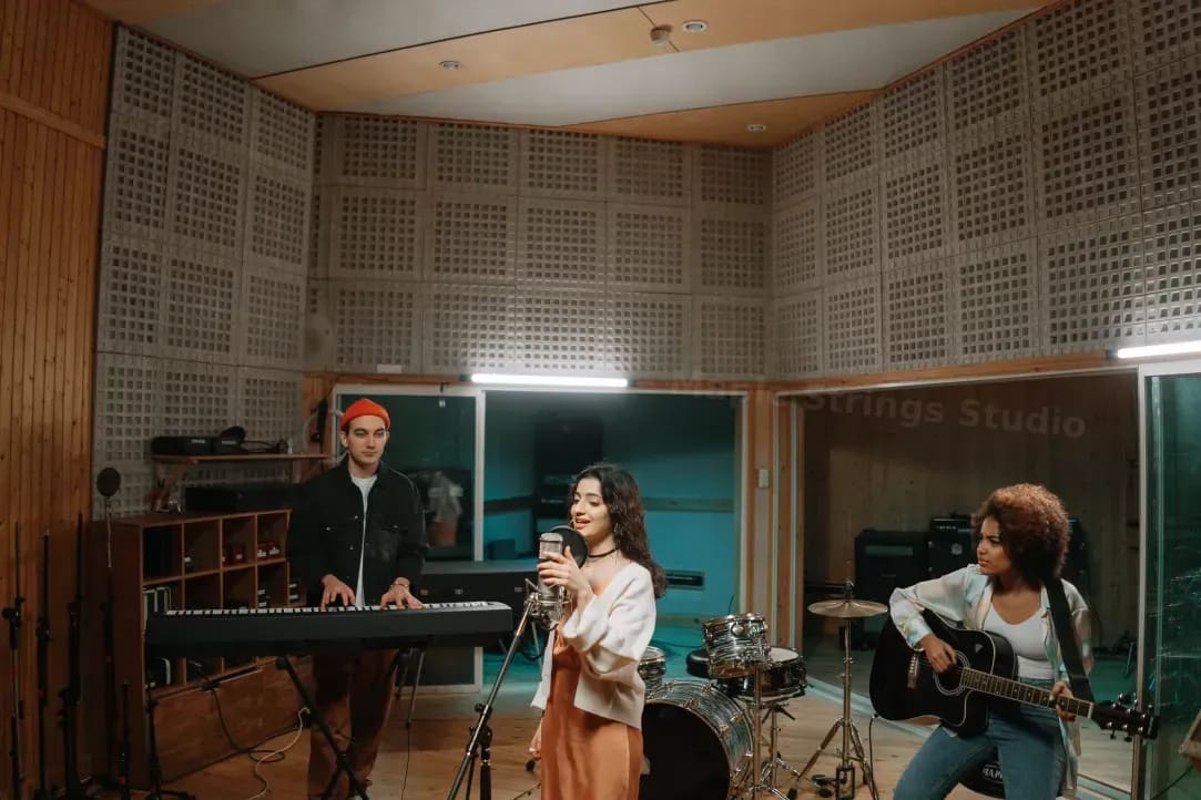 Maple Strings Studio 11